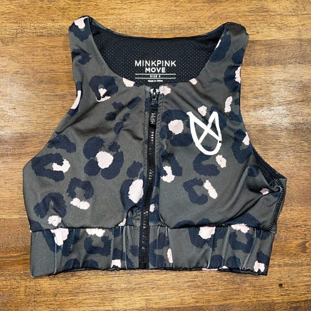 MinkPink Move